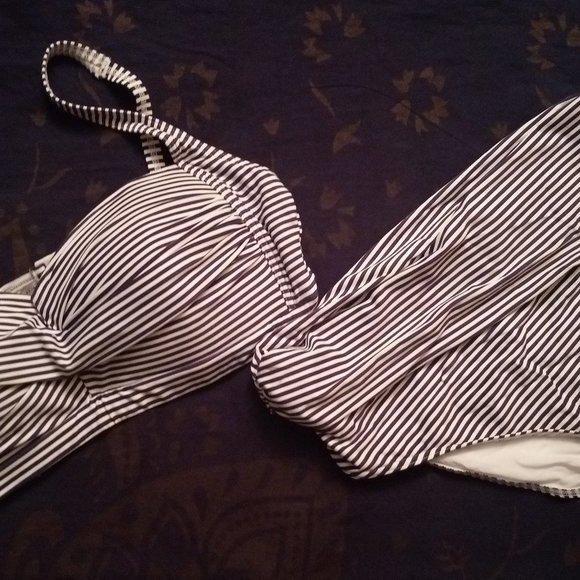 Bond-Eye Australia NipTuck Striped Bikini Set Sz 12 D/DD - Picture 10 of 14